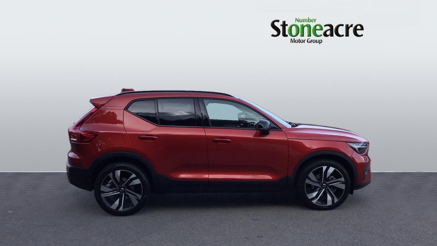 Used Volvo XC40 2025 for sale - 76121301: Photo 3