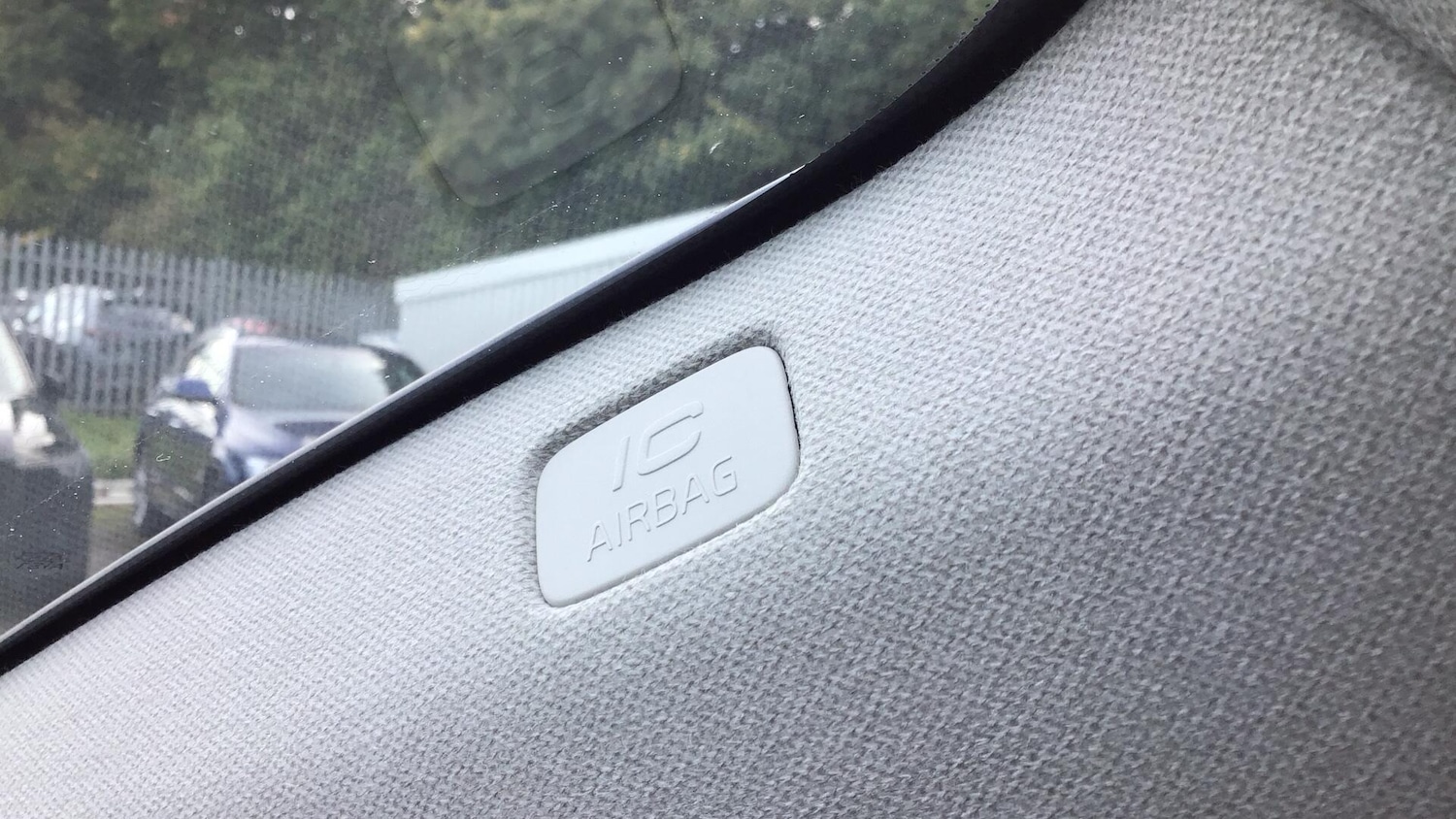 Used Volvo XC40 2025 for sale - 76121301: Photo 40