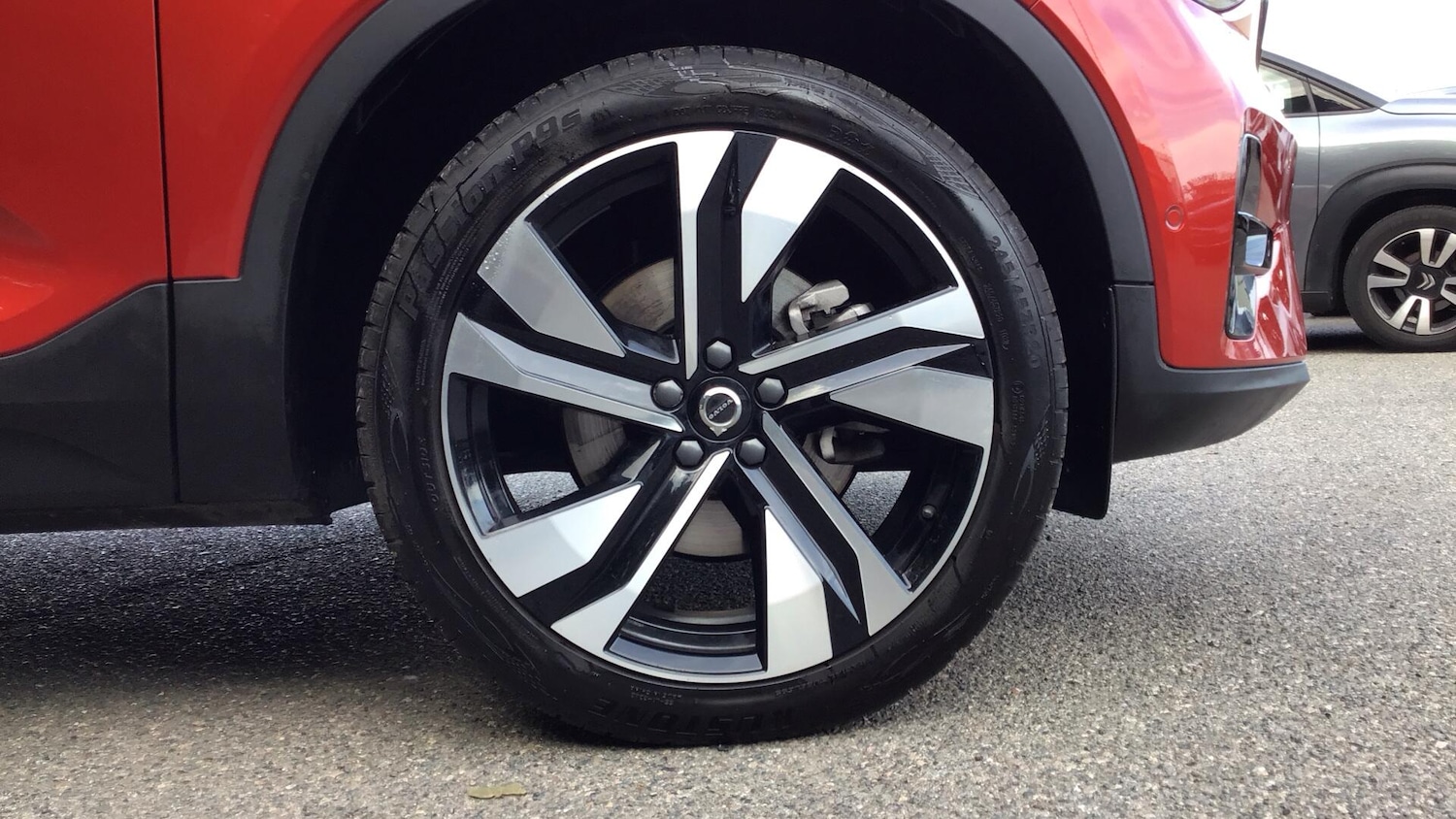Used Volvo XC40 2025 for sale - 76121301: Photo 9