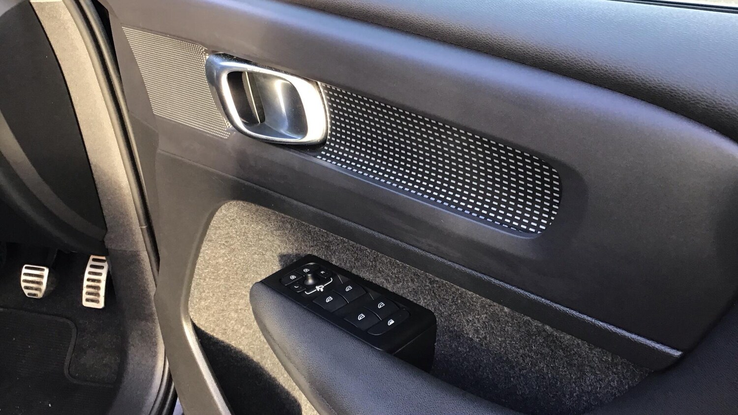 Used Volvo XC40 2022 for sale - 76700739: Photo 31