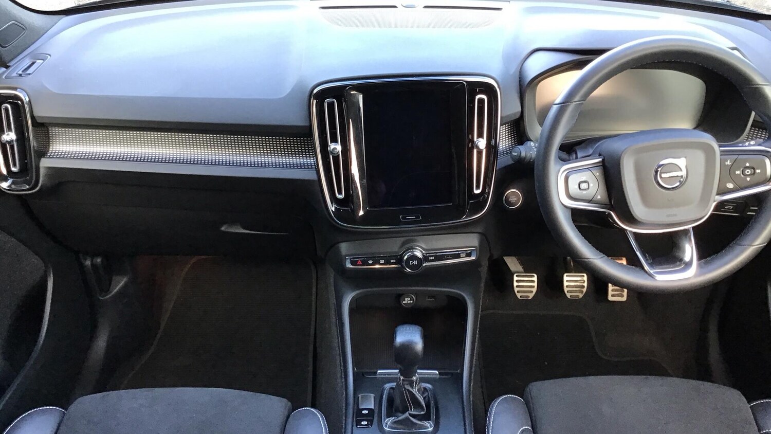 Used Volvo XC40 2022 for sale - 76700739: Photo 5