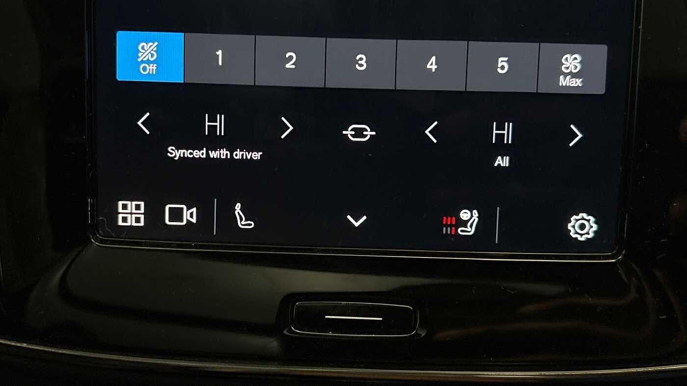 Used Volvo XC40 2022 for sale - 77709875: Photo 40