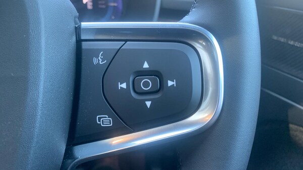 Used Volvo XC40 2025 for sale - 76306321: Photo 19