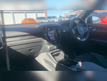 Used Volvo XC40 2025 for sale - 76306321: Photo