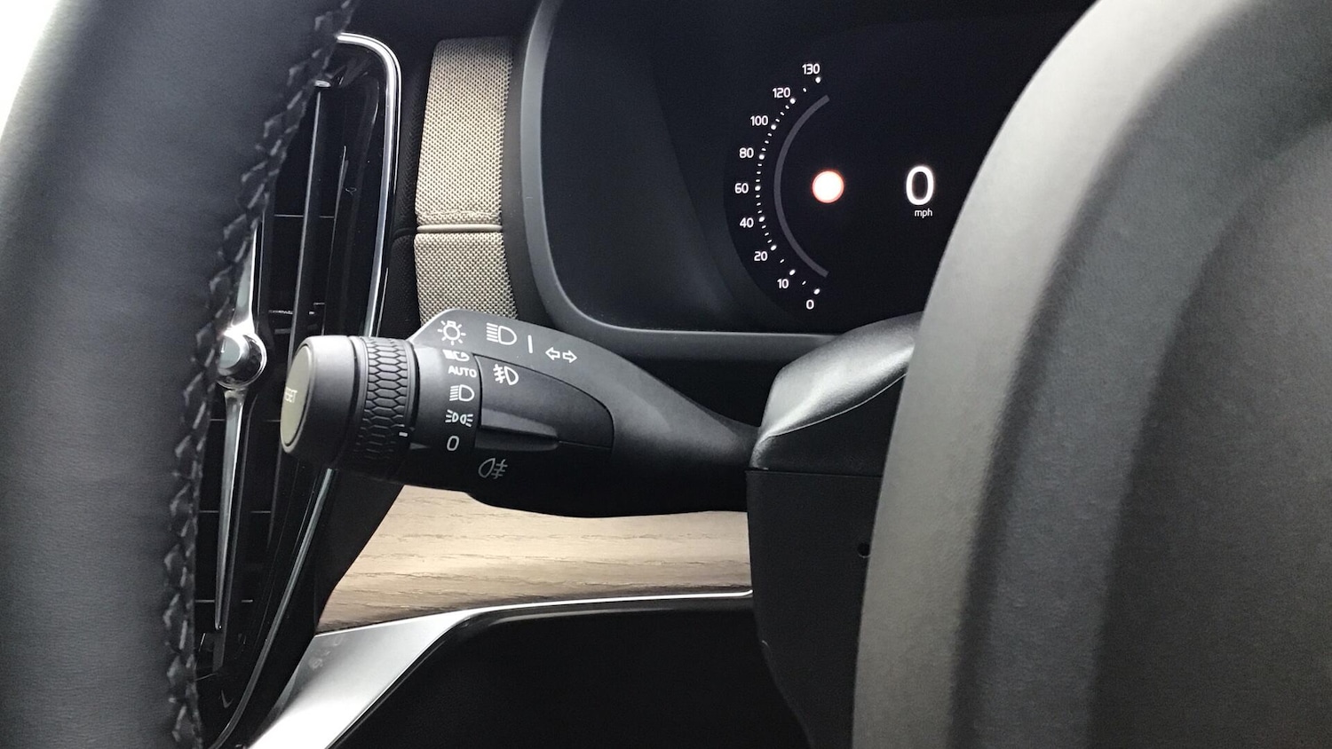 Used Volvo XC90 2025 for sale - 76398281: Photo 28