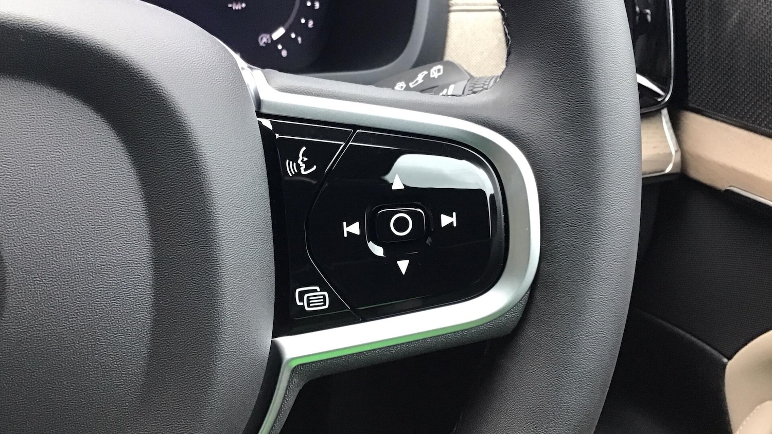 Used Volvo XC90 2025 for sale - 76398281: Photo 29