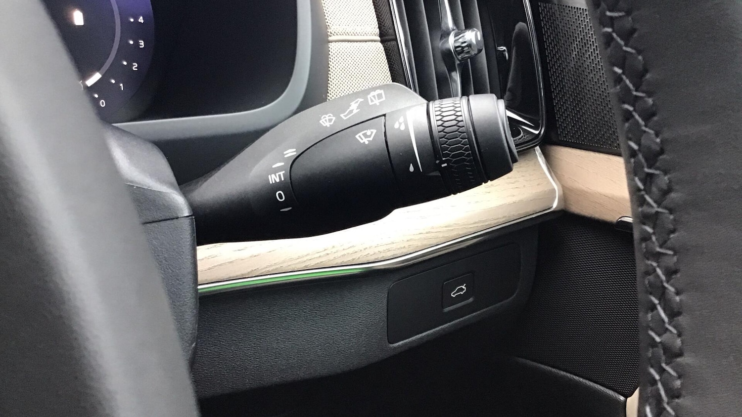 Used Volvo XC90 2025 for sale - 76398281: Photo 30