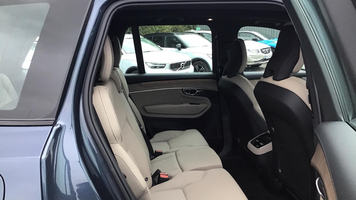 Used Volvo XC90 2025 for sale - 76398281: Photo 6