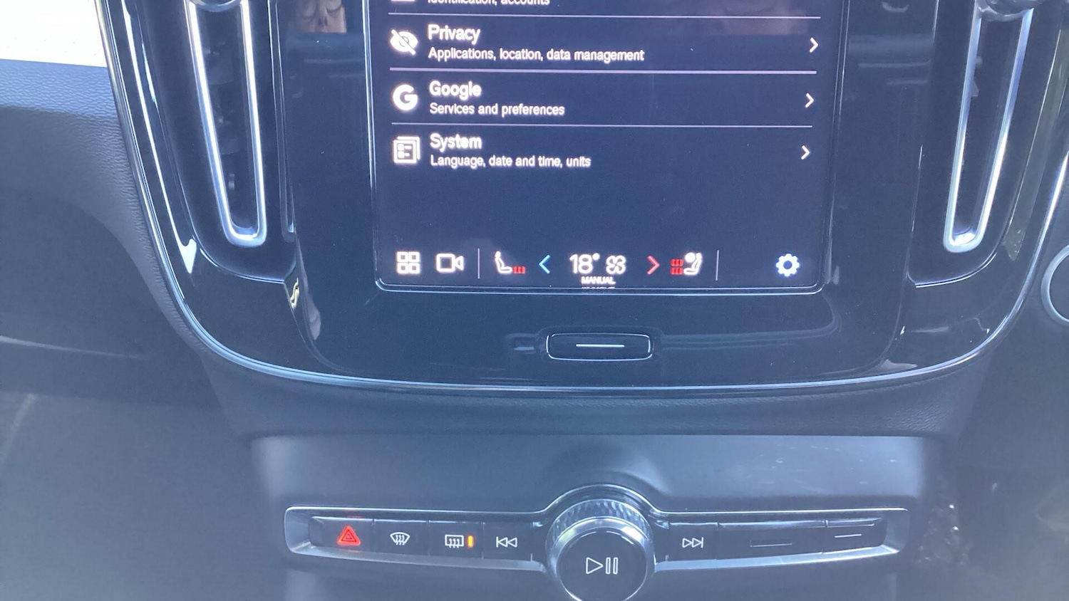 Used Volvo XC40 2023 for sale - 76753327: Photo 22