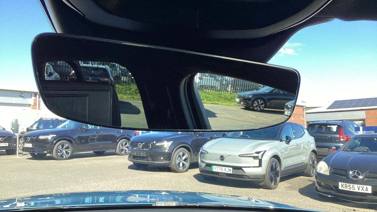 Used Volvo XC40 2023 for sale - 76753327: Photo 26