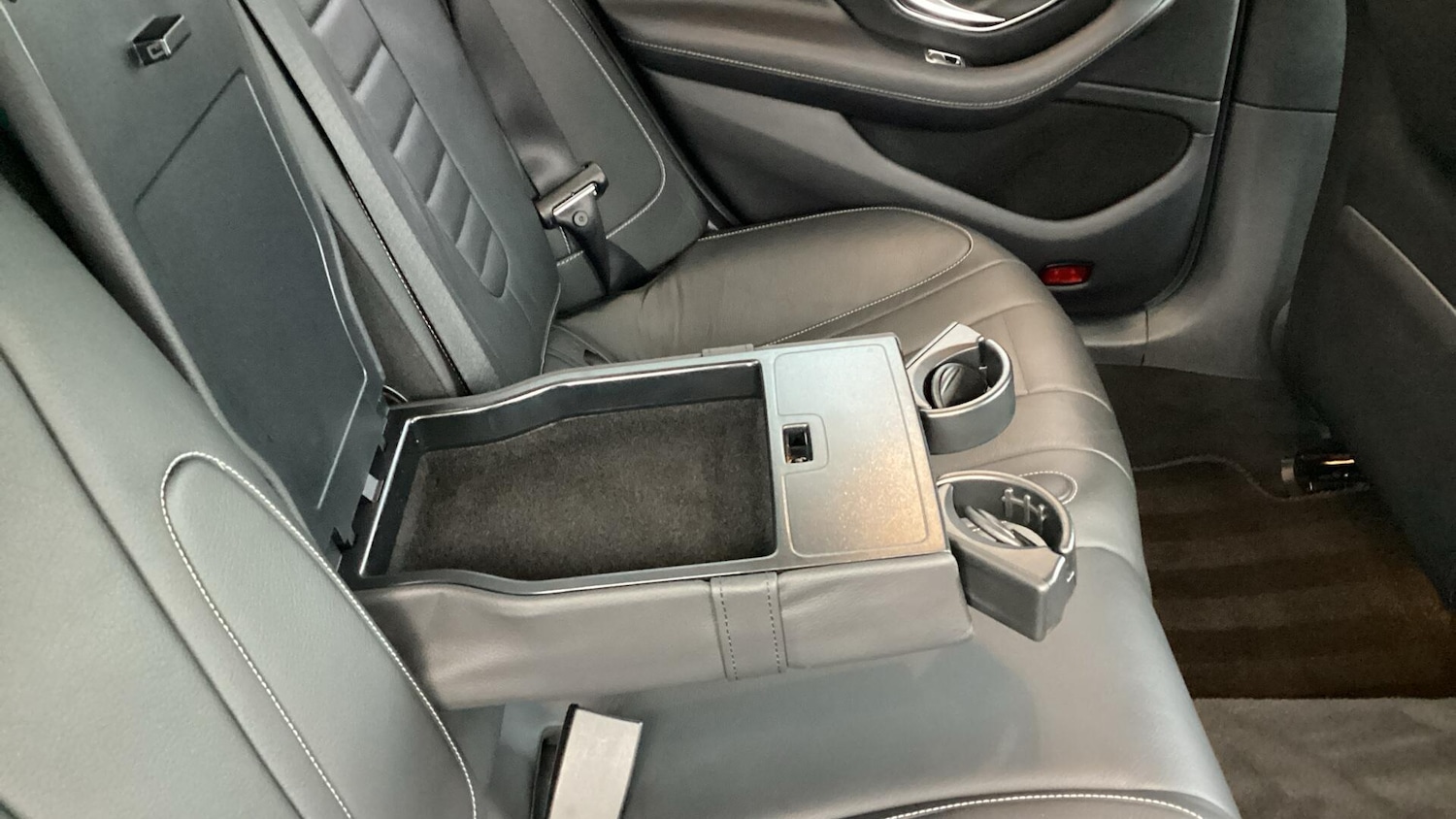 Used Mercedes-Benz CLS 2018 for sale - 76521989: Photo 32