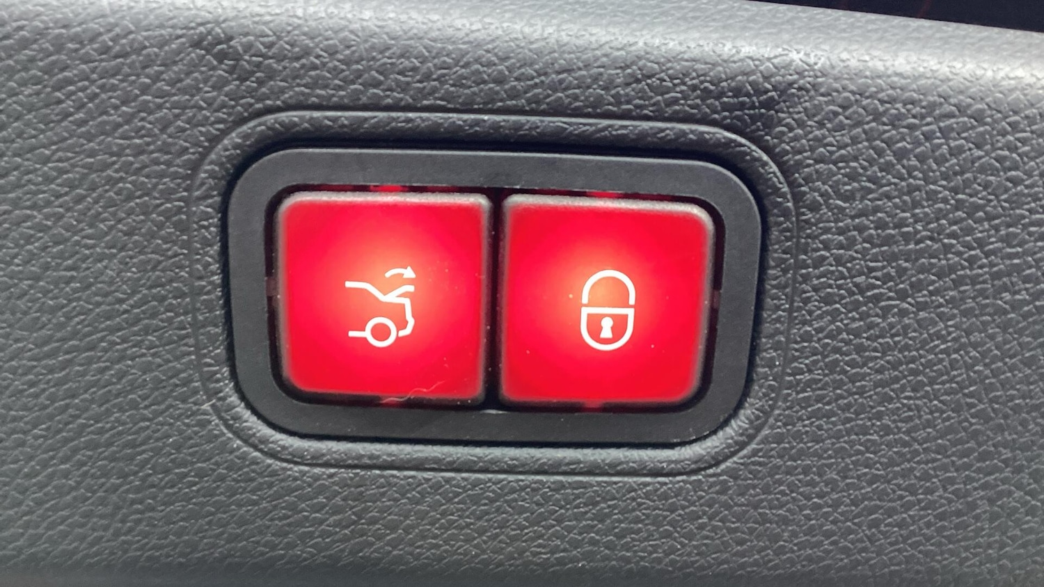 Used Mercedes-Benz CLS 2018 for sale - 76521989: Photo 33