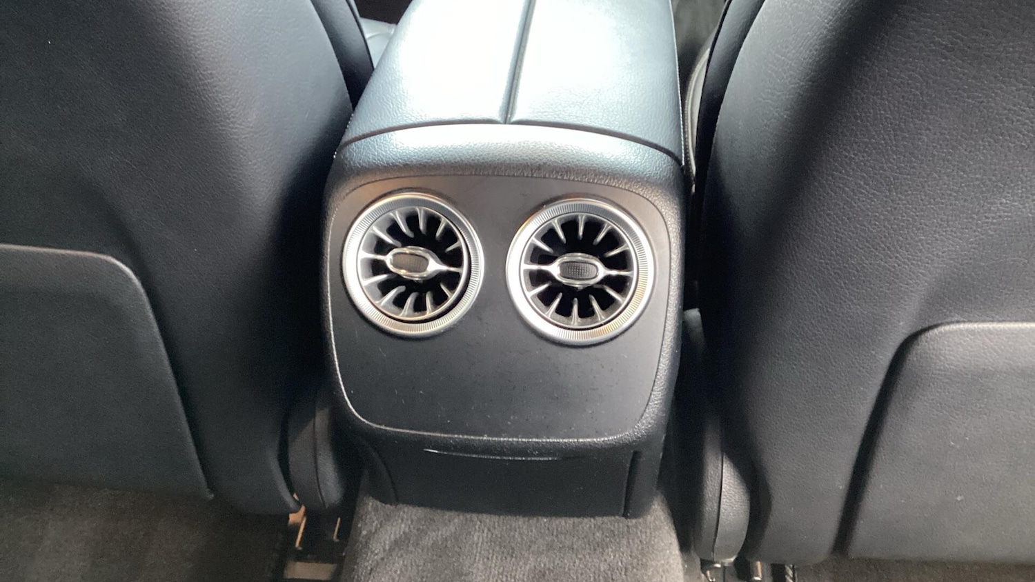 Used Mercedes-Benz CLS 2018 for sale - 76521989: Photo 34