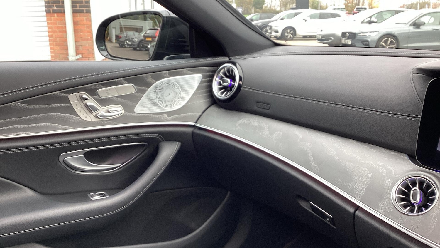 Used Mercedes-Benz CLS 2018 for sale - 76521989: Photo 40