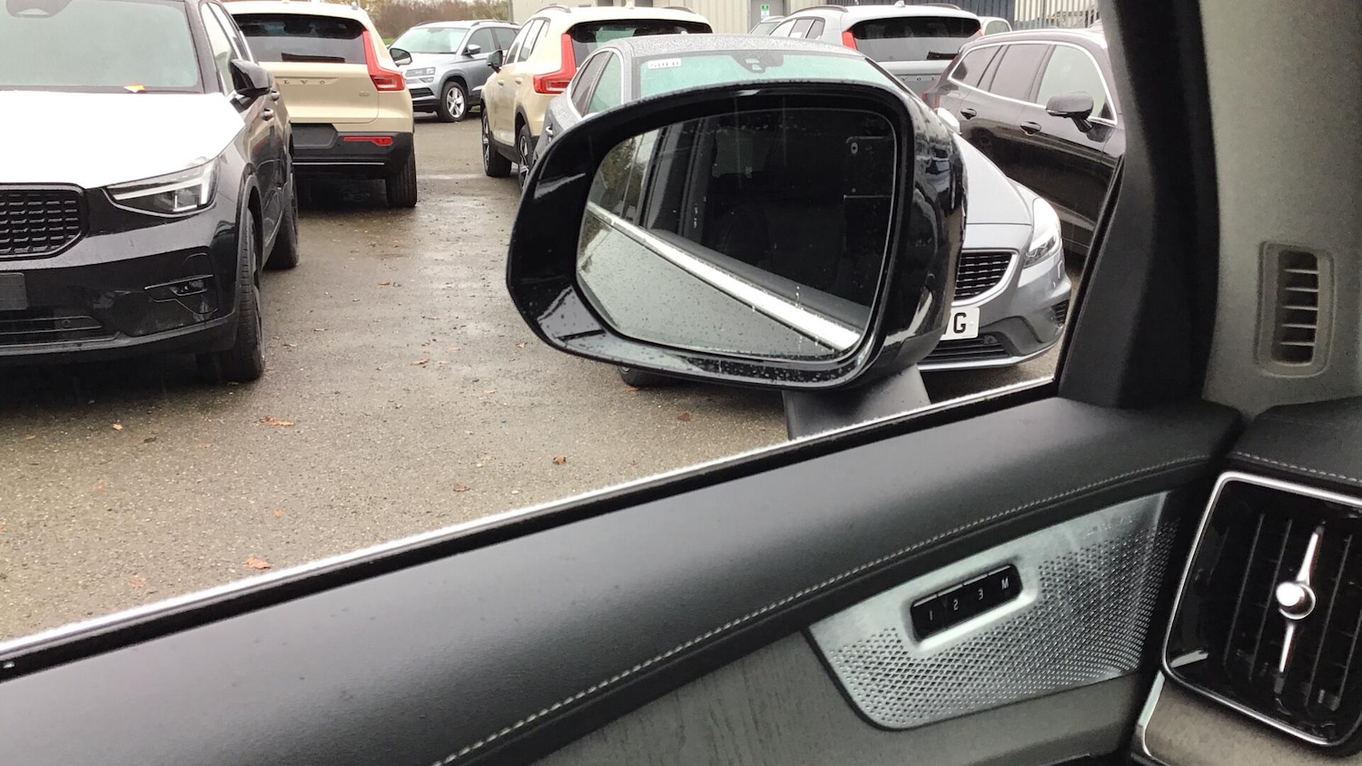 Used Volvo XC90 2025 for sale - 76591989: Photo 28