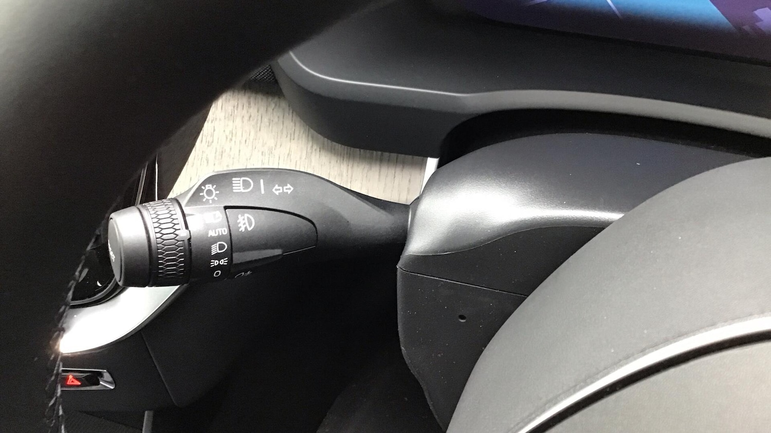 Used Volvo XC90 2025 for sale - 76591989: Photo 34