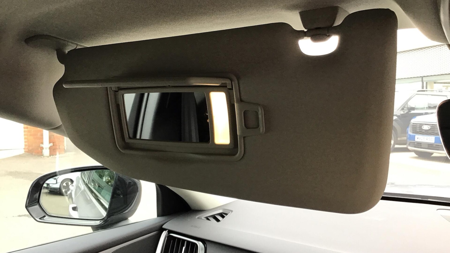 Used Volvo V60 2025 for sale - 76549435: Photo 29