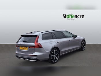 Used Volvo V60 2025 for sale - 76549435: Photo