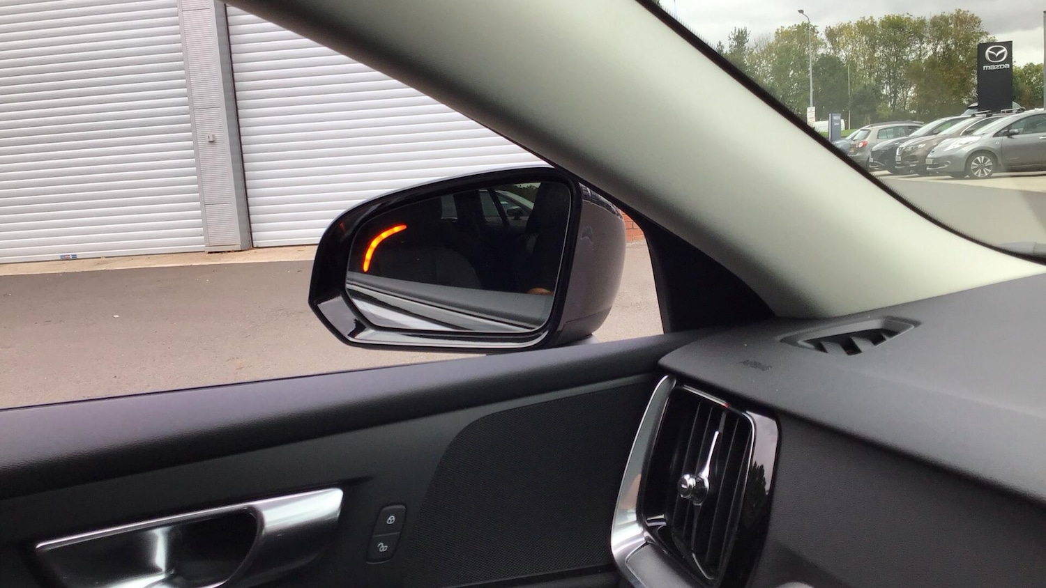 Used Volvo V60 2025 for sale - 76549435: Photo 31