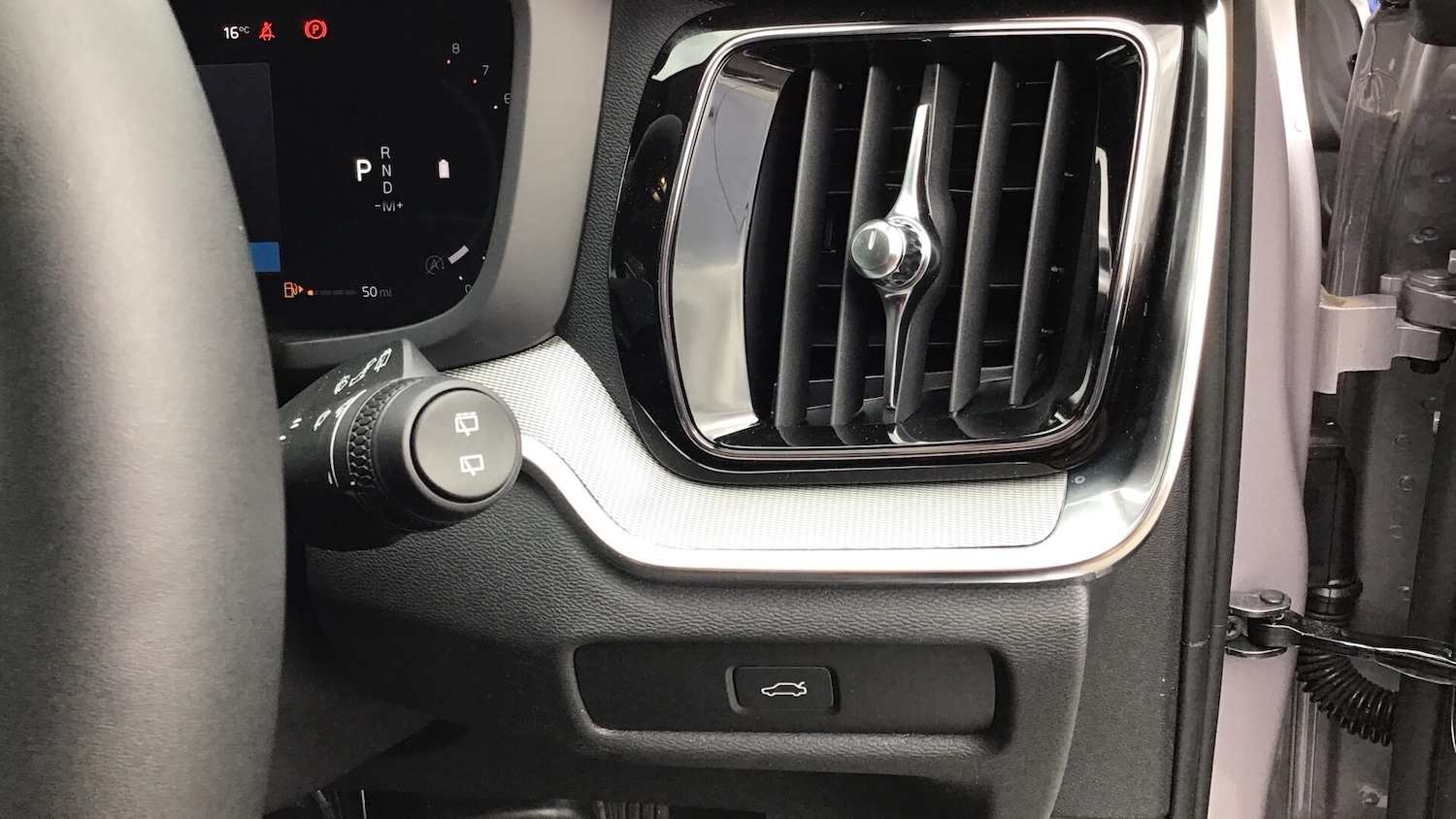 Used Volvo V60 2025 for sale - 76549435: Photo 38