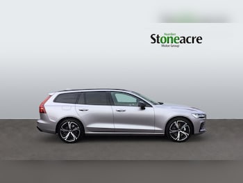 Used Volvo V60 2025 for sale - 76549435: Photo