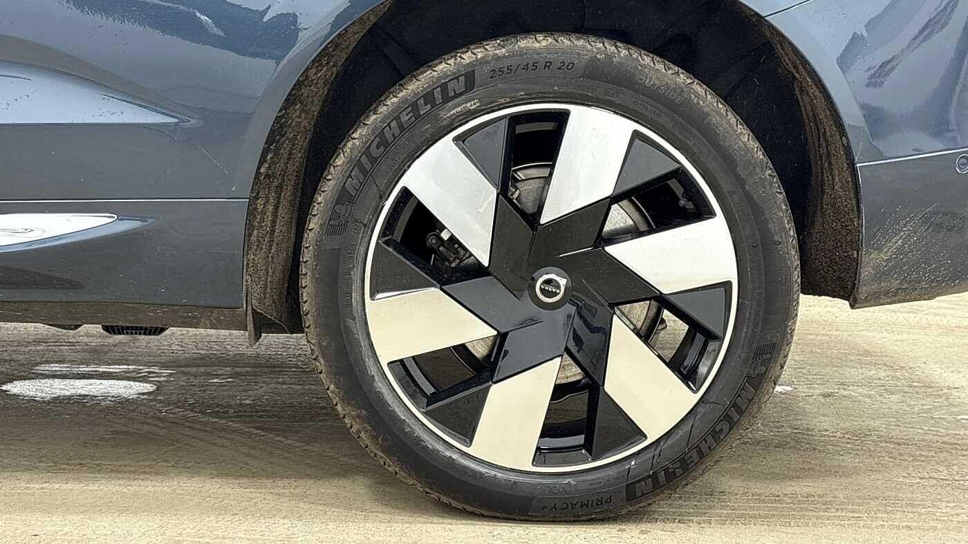 Used Volvo XC60 2025 for sale - 76823902: Photo 16