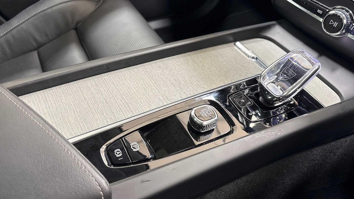 Used Volvo XC60 2025 for sale - 76823902: Photo 32