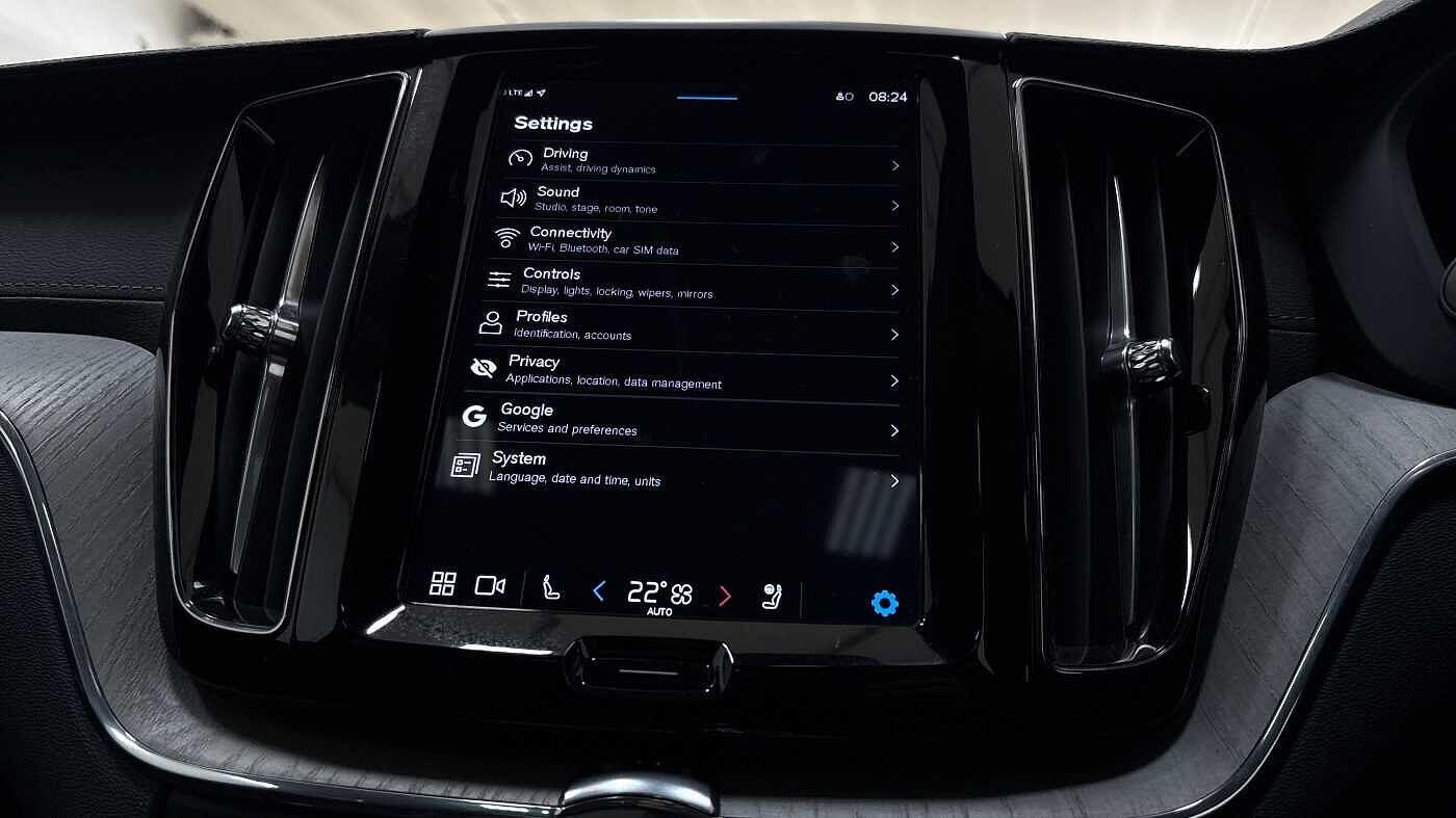 Used Volvo XC60 2025 for sale - 76823902: Photo 35