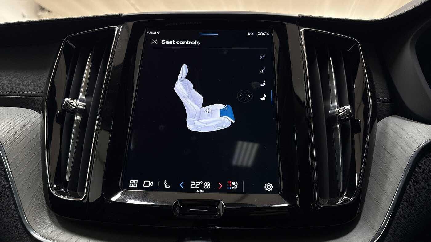 Used Volvo XC60 2025 for sale - 76823902: Photo 41