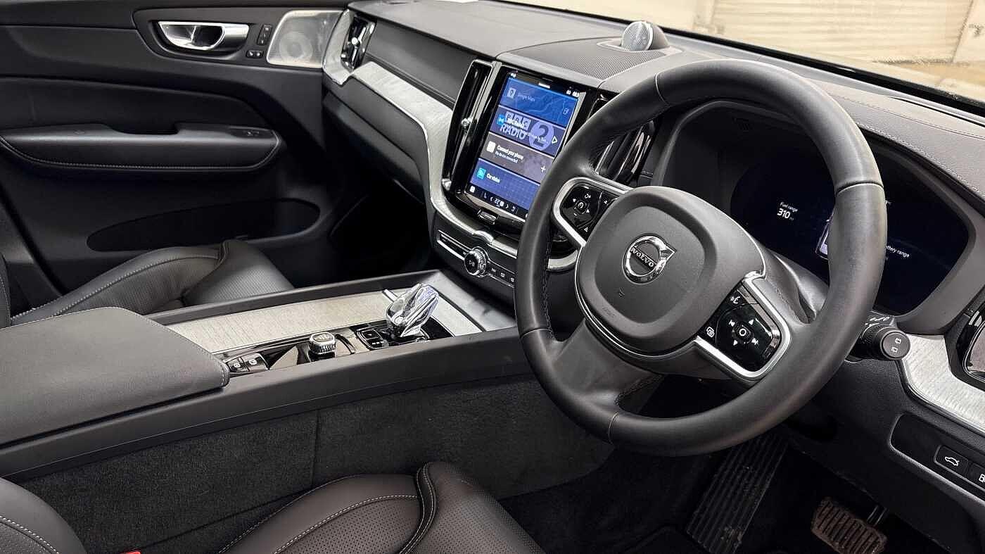 Used Volvo XC60 2025 for sale - 76823902: Photo 9
