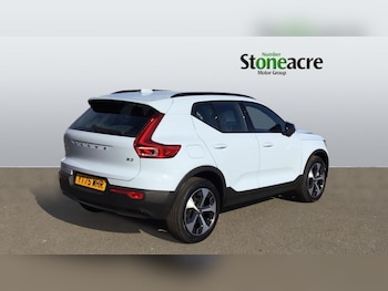 Used Volvo XC40 2025 for sale - 76239277: Photo 2