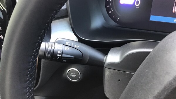 Used Volvo XC40 2025 for sale - 76239277: Photo 35