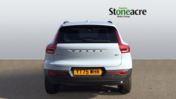 Used Volvo XC40 2025 for sale - 76239277: Photo 7
