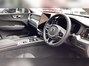 Used Volvo XC60 2025 for sale - 79169039: Photo