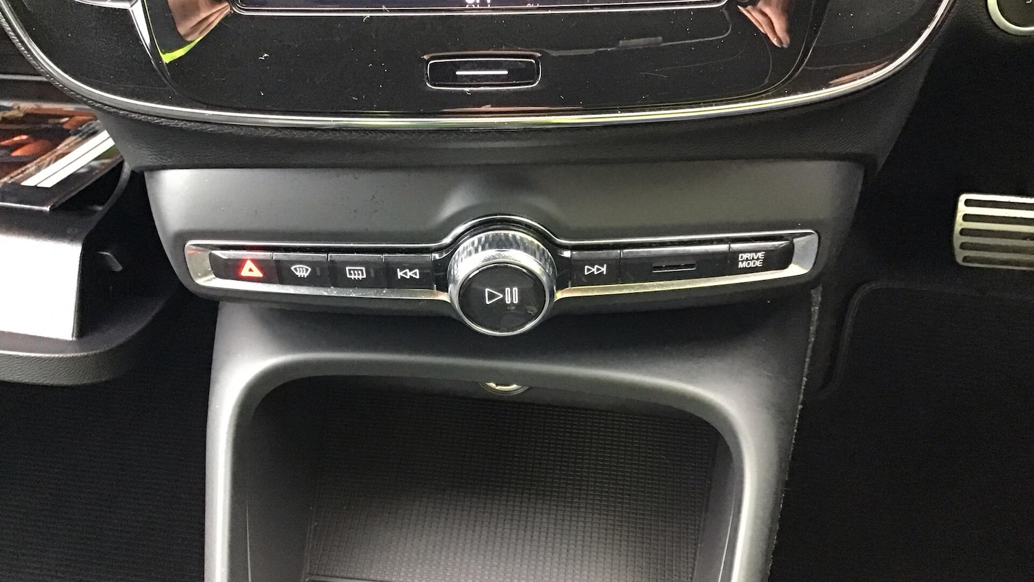 Used Volvo XC40 for sale - 76727890: Photo 16