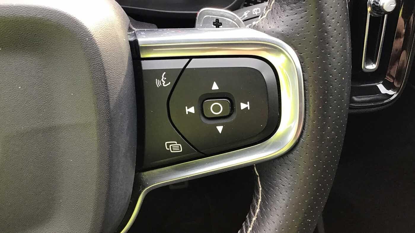 Used Volvo XC40 for sale - 76727890: Photo 27