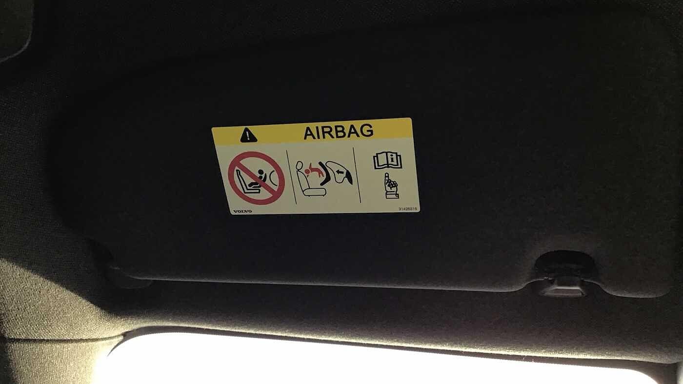 Used Volvo XC40 for sale - 76727890: Photo 31