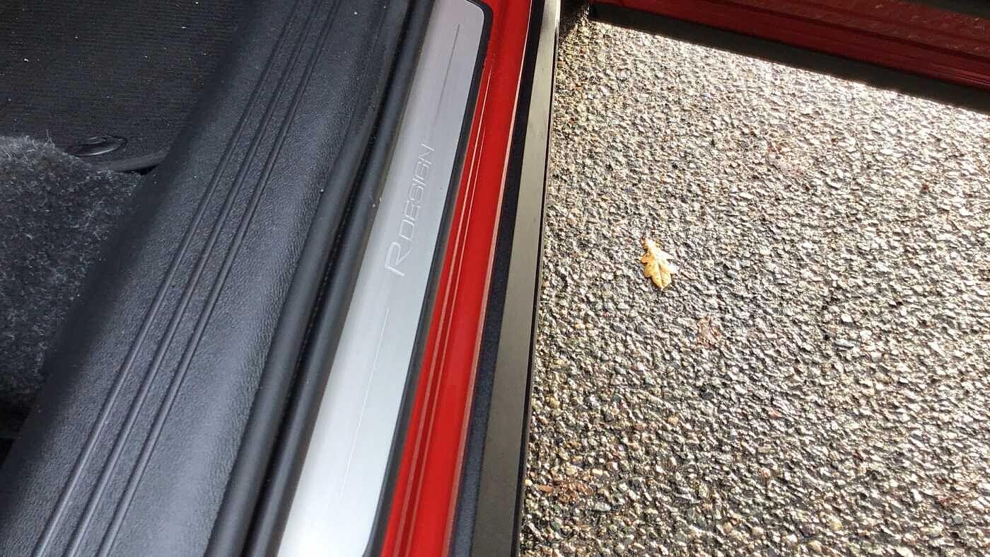 Used Volvo XC40 for sale - 76727890: Photo 35