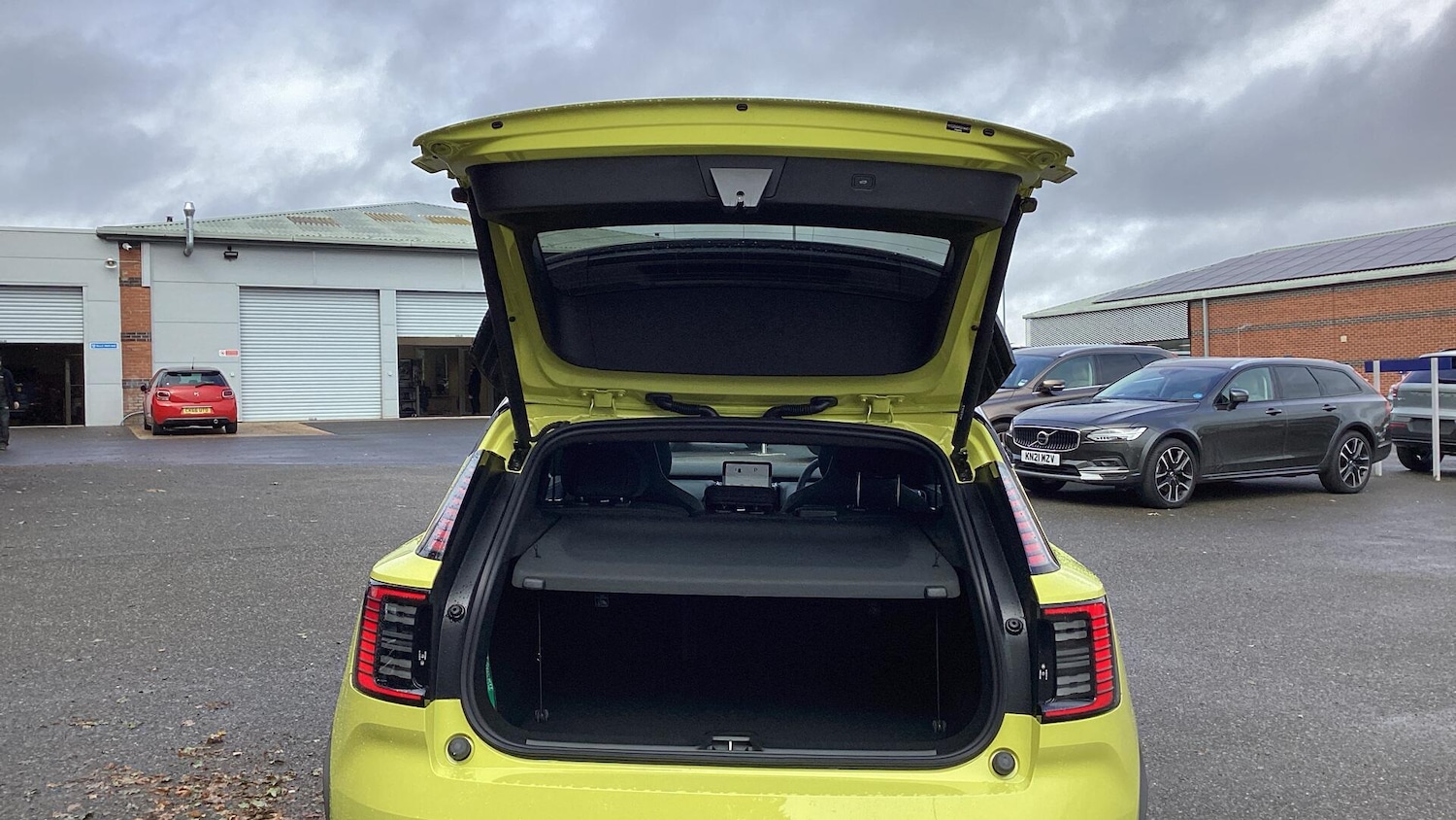 Used Volvo EX30 2025 for sale - 76020502: Photo 13
