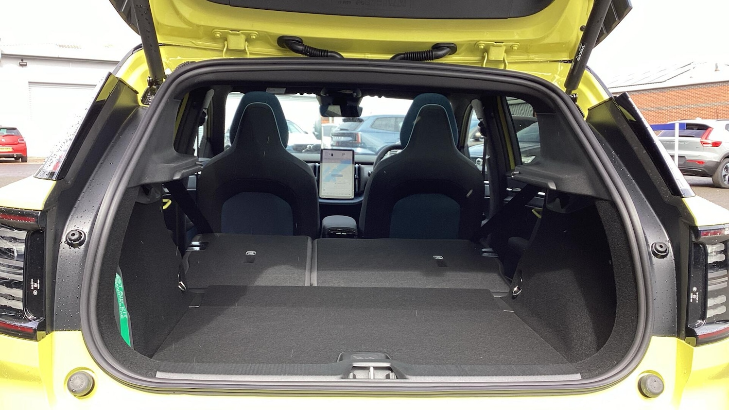 Used Volvo EX30 2025 for sale - 76020502: Photo 35