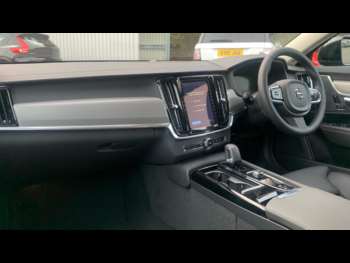 Used Volvo V90 2024 for sale - 74310946: Photo