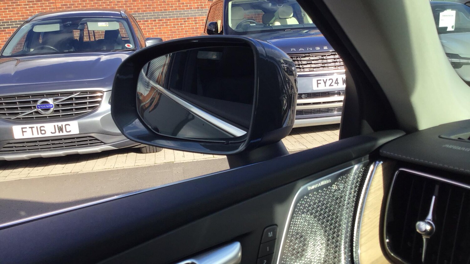 Used Volvo XC60 2025 for sale - 77119716: Photo 36