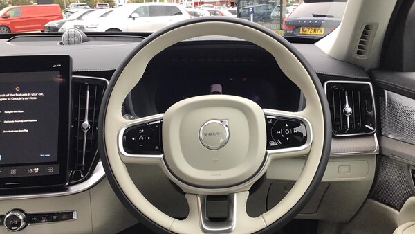 Used Volvo XC90 2025 for sale - 76283448: Photo 10