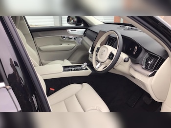 Used Volvo XC90 2025 for sale - 76283448: Photo
