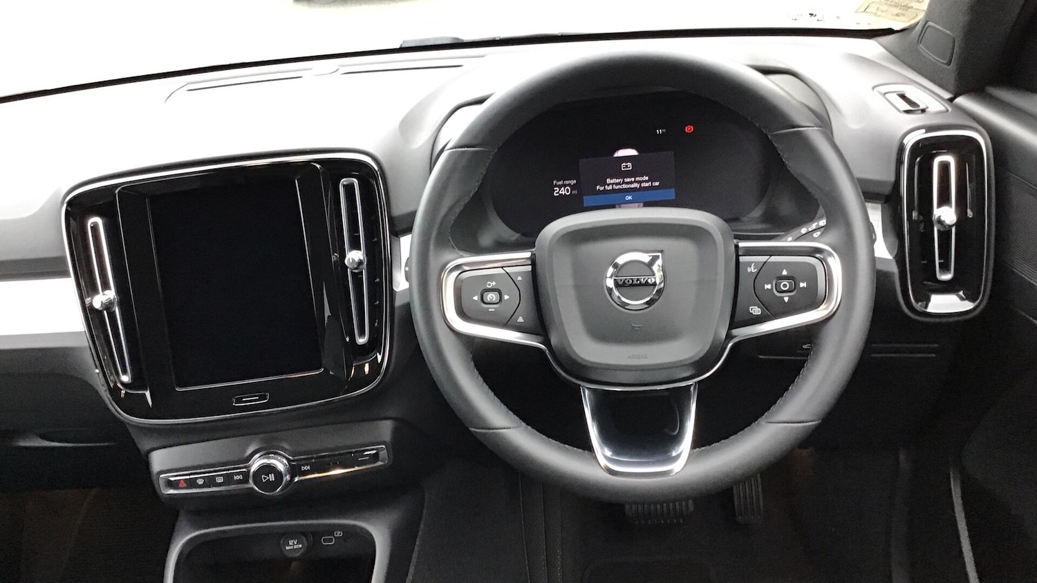 Used Volvo XC40 2023 for sale - 76657706: Photo 10