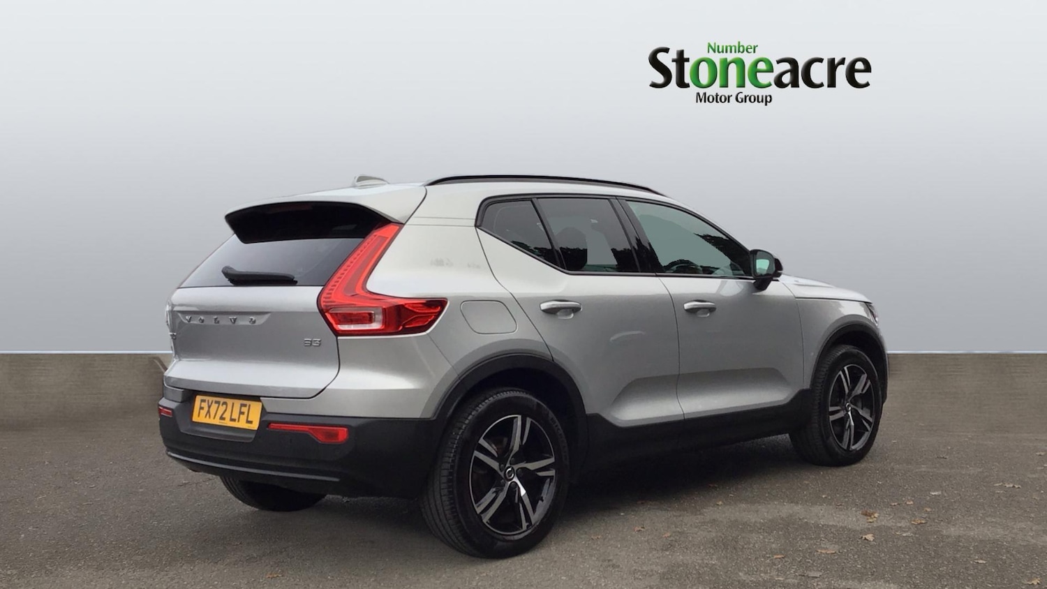 Used Volvo XC40 2023 for sale - 76657706: Photo 2