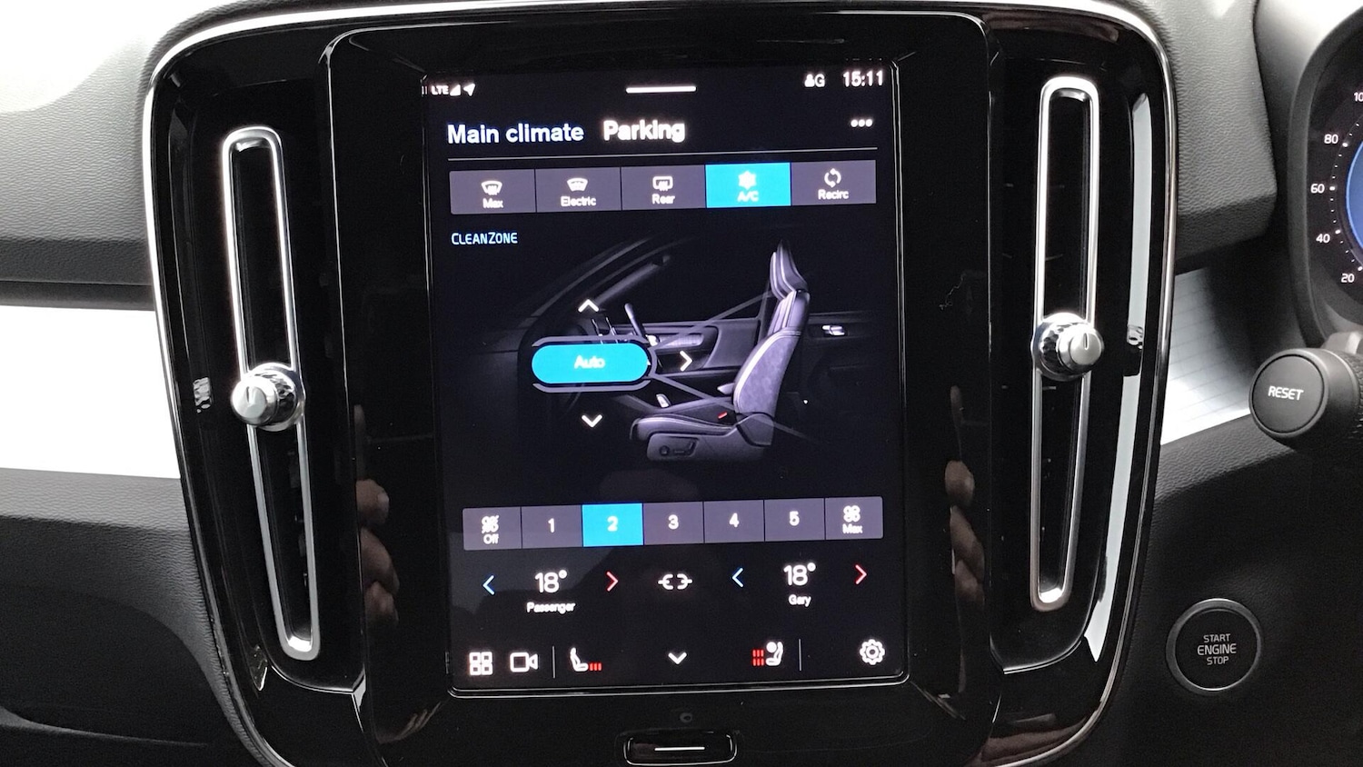 Used Volvo XC40 2023 for sale - 76657706: Photo 21