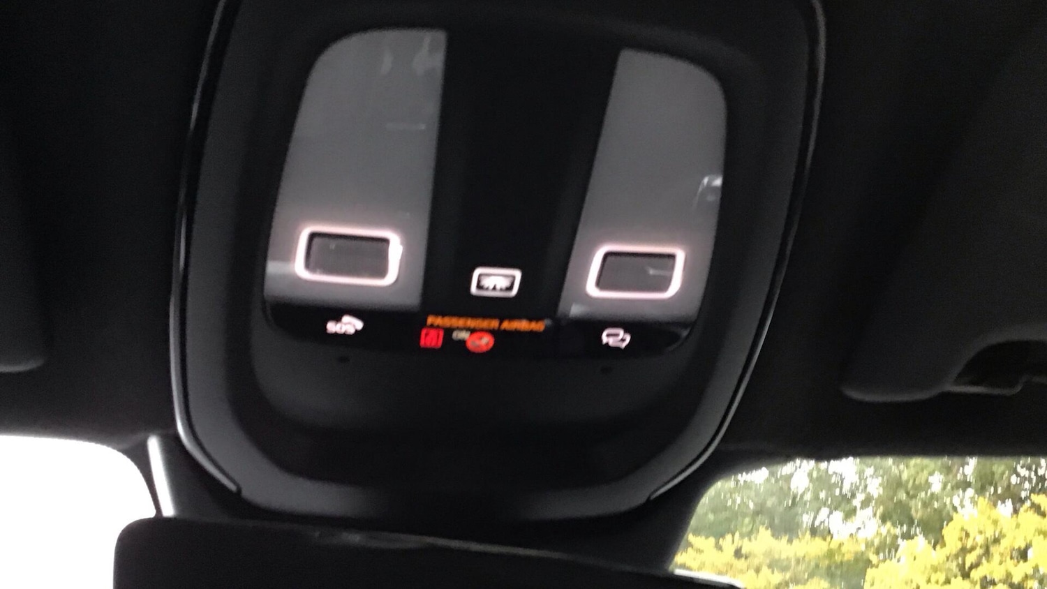 Used Volvo XC40 2023 for sale - 76657706: Photo 25