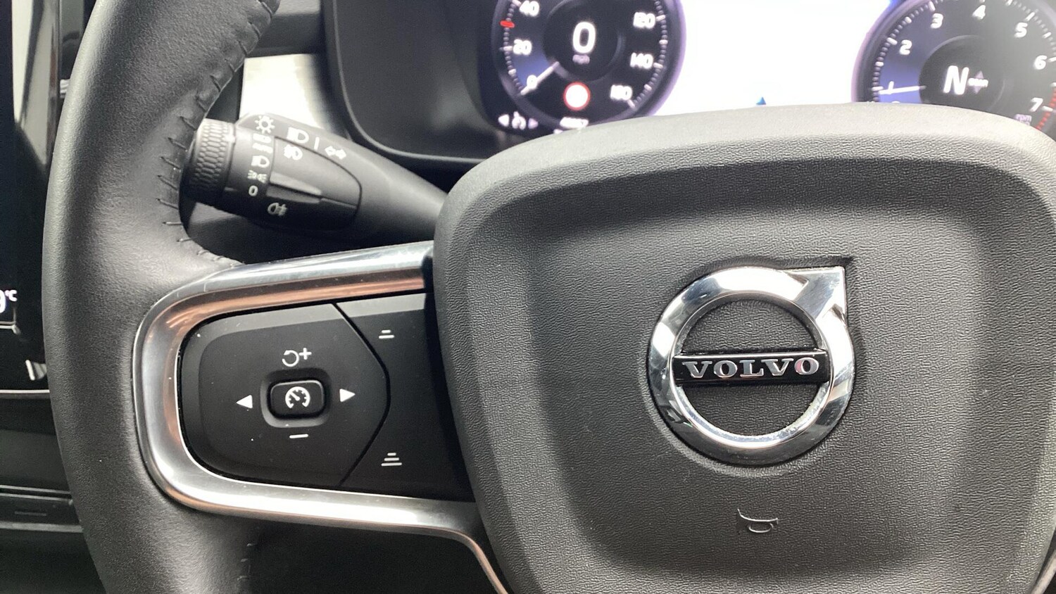 Used Volvo XC40 2020 for sale - 77440035: Photo 23