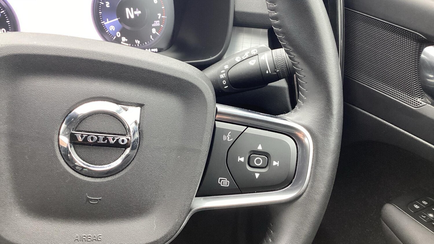 Used Volvo XC40 2020 for sale - 77440035: Photo 25